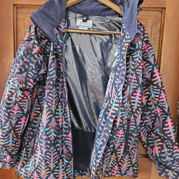 Columbia Girls Clear Mountain Winter Coat - Picture 4 of 11